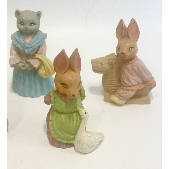 Lot of 9 Vintage J.C. Figurines Cats Bears Rabbits Resin Signed 1991 Bunny JC - Picture 6 of 9